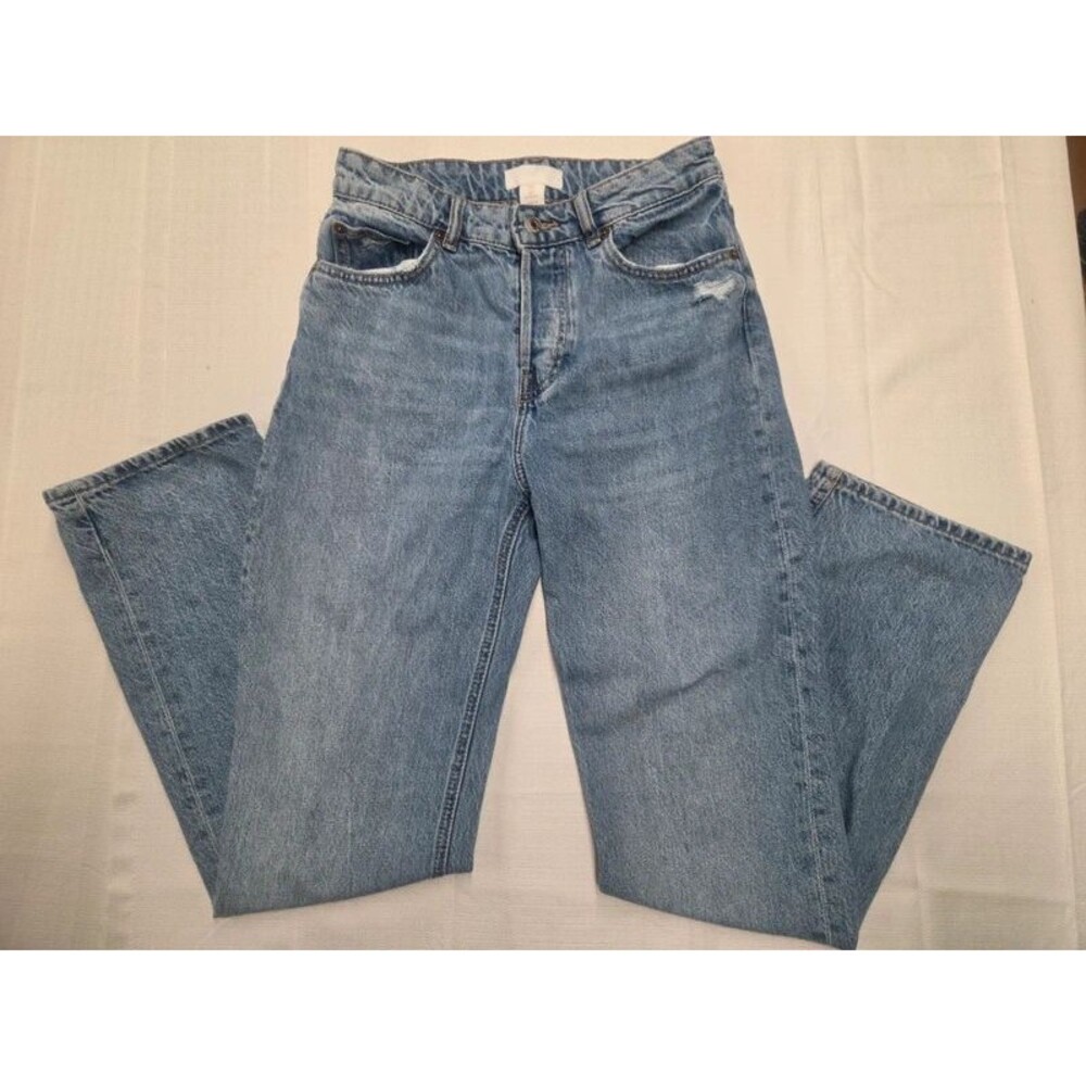 H & M classic mid-blue denim straight-leg jeans size 4